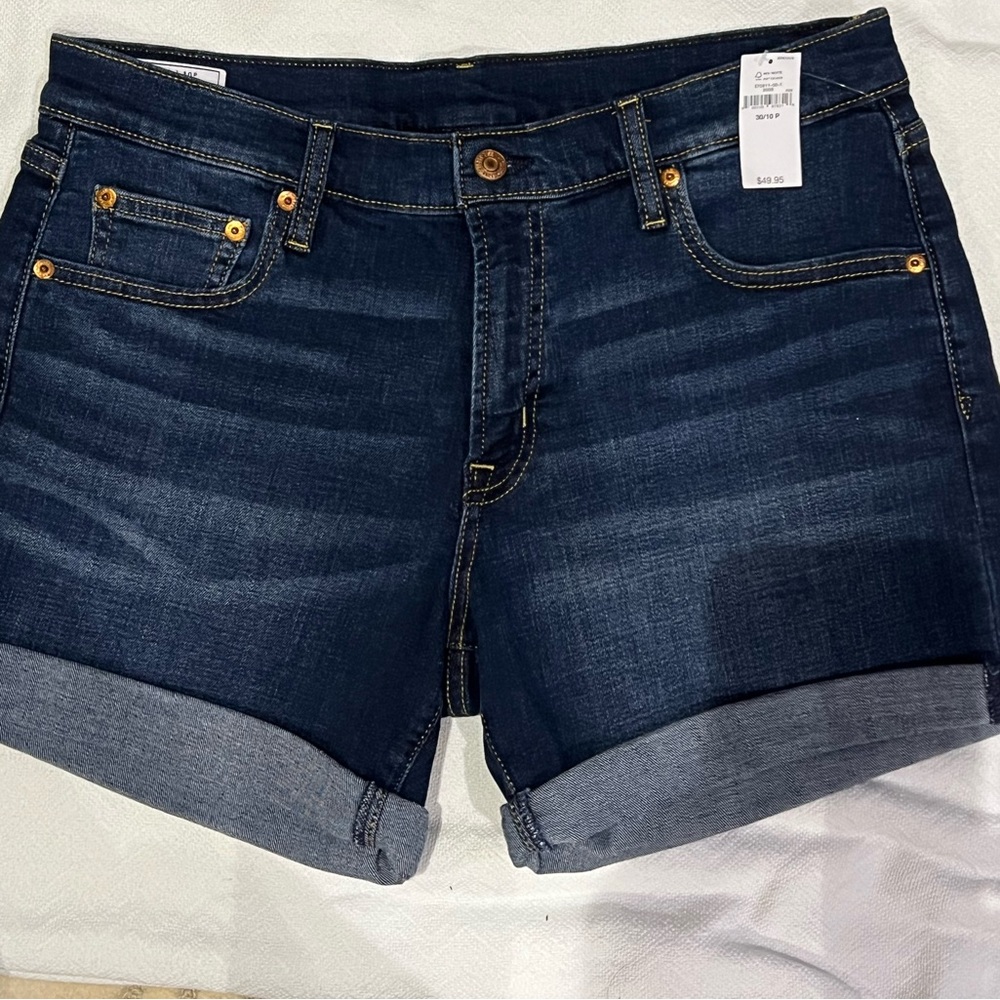GAP Dark Indigo Girlfriend Jean Shorts Size 10P. 30/10. Stretch
